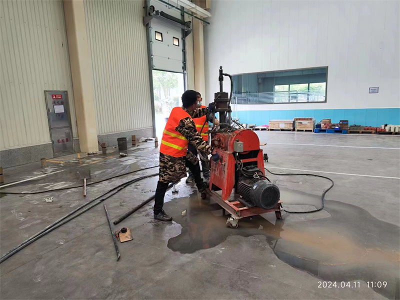 宁阳厂房地面下沉塌陷注浆加固施工